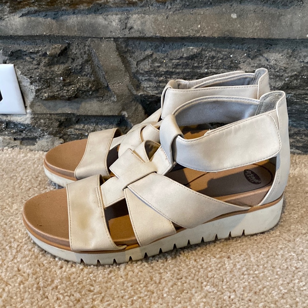 Dr.Scholls wedge sandals
